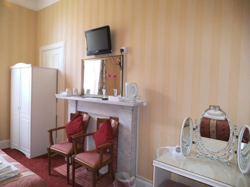 Menzies Apartments EDI Kültér fotó